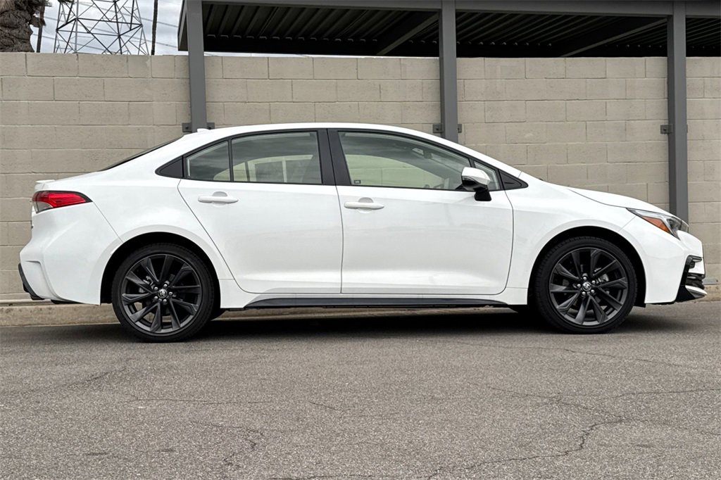 Used 2024 Toyota Corolla SE image 6