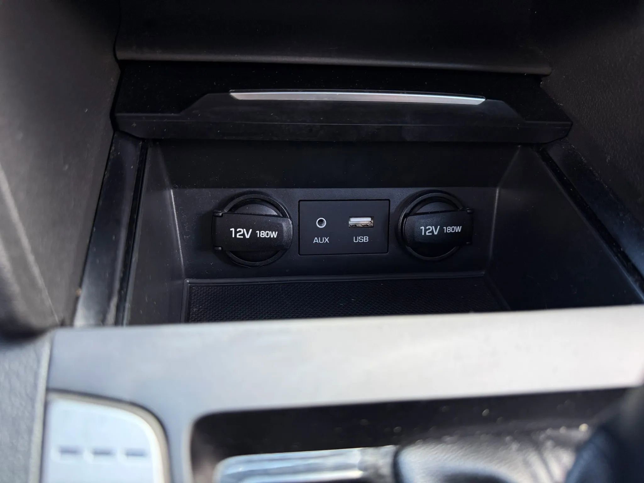 Used 2018 Hyundai Elantra Value Edition FWD image 38