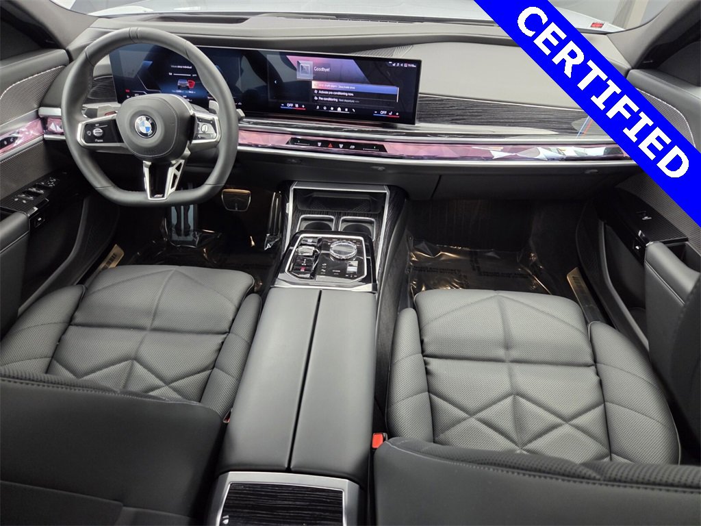 Used 2023 BMW 740i image 21