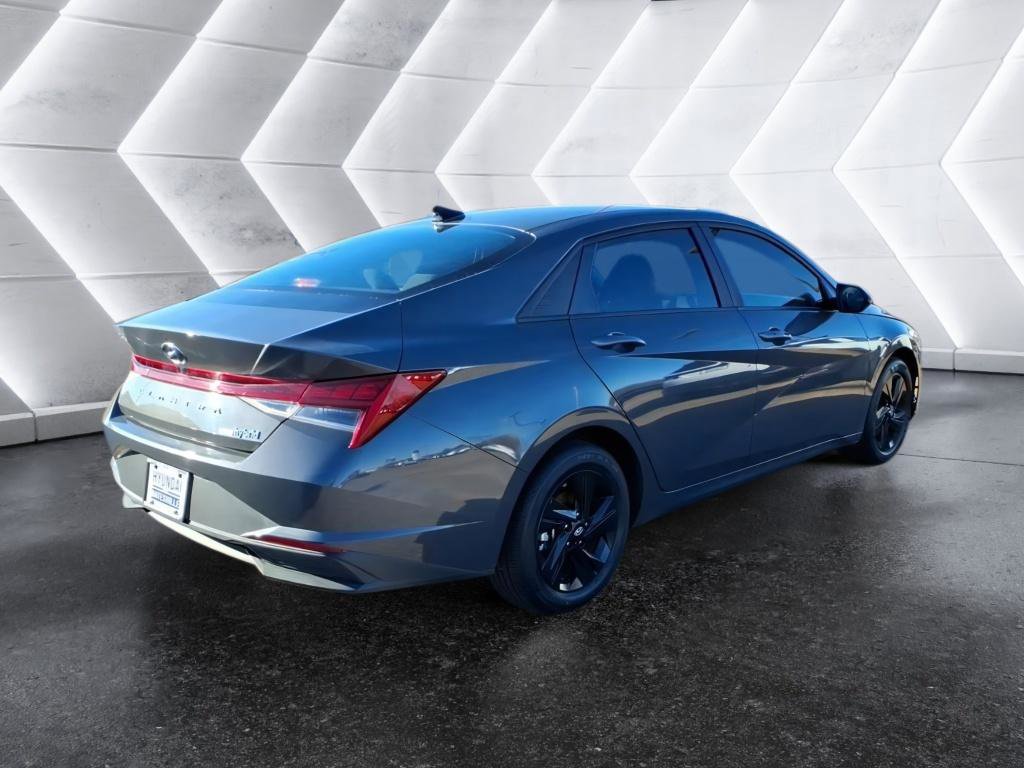 Certified 2023 Hyundai Elantra Blue w/ Cargo Package image 5