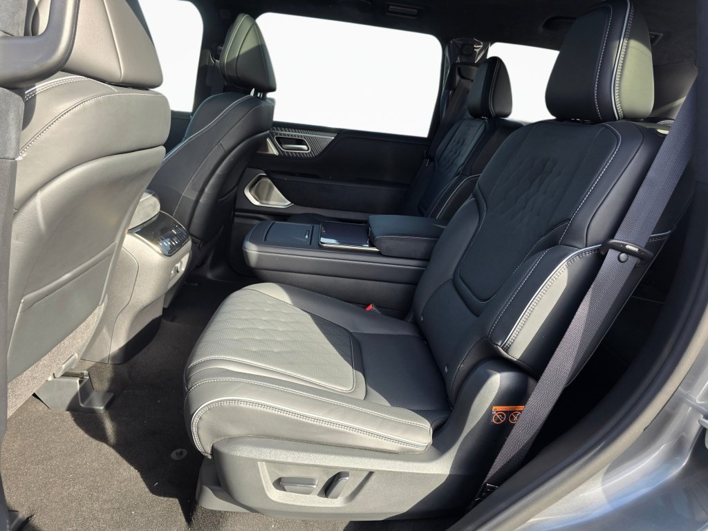 New 2027 INFINITI QX80 Autograph AWD/4WD image 19