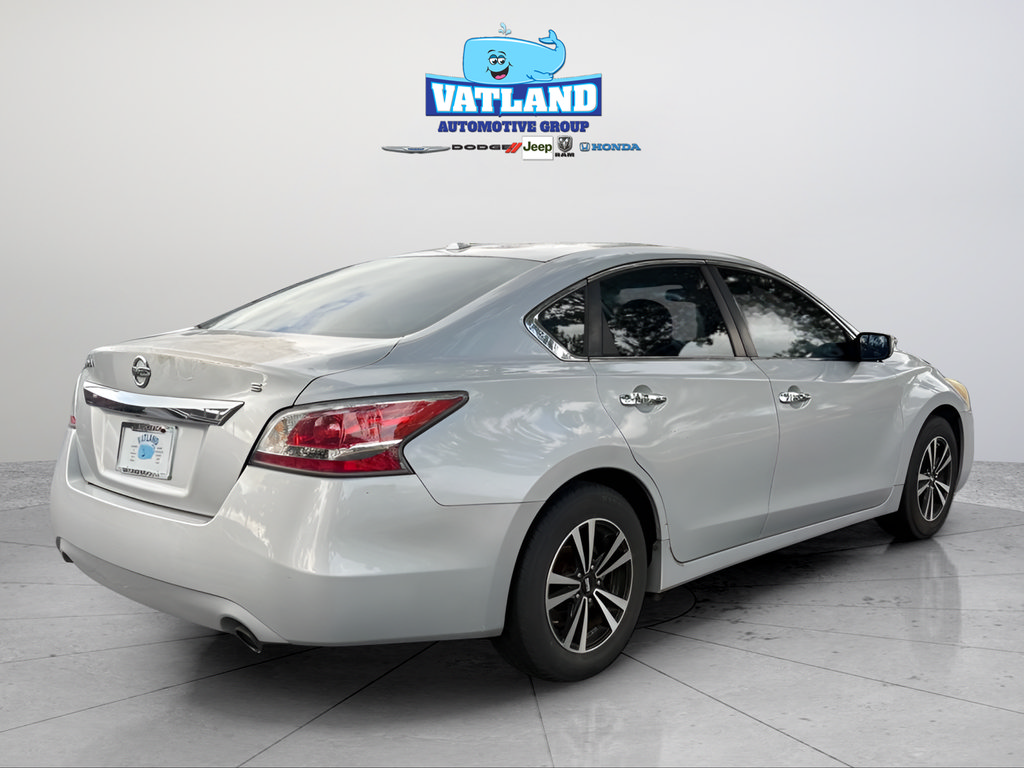 Used 2015 Nissan Altima 2.5 S w/ Power Driver Seat Package FWD image 5