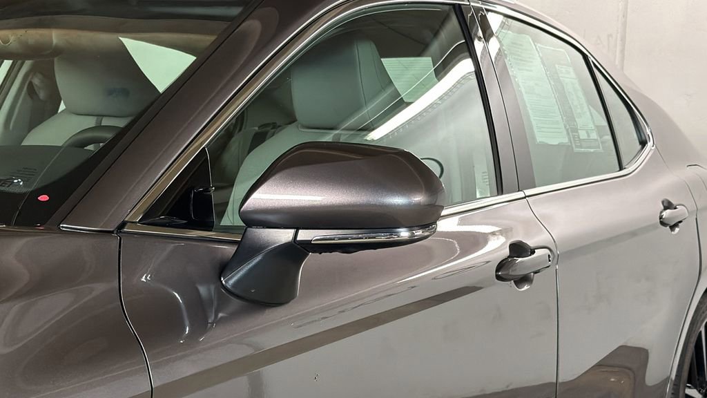 Used 2024 Toyota Camry XSE w/ Navigation Package image 5