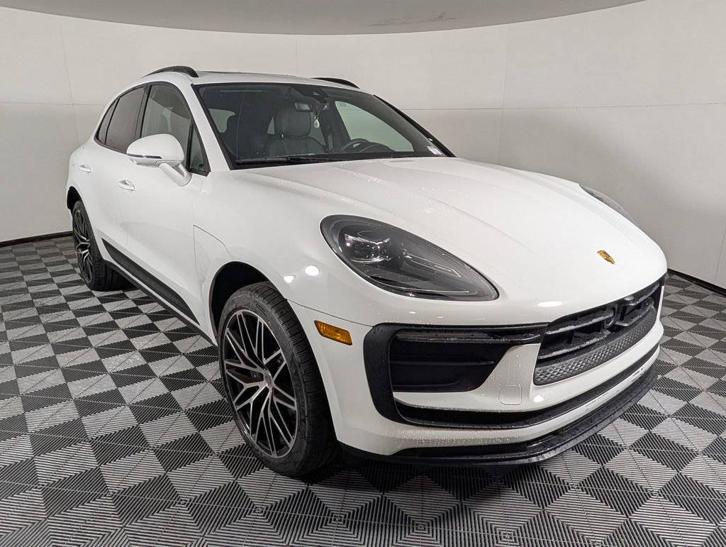 New 2026 Porsche Macan image 9