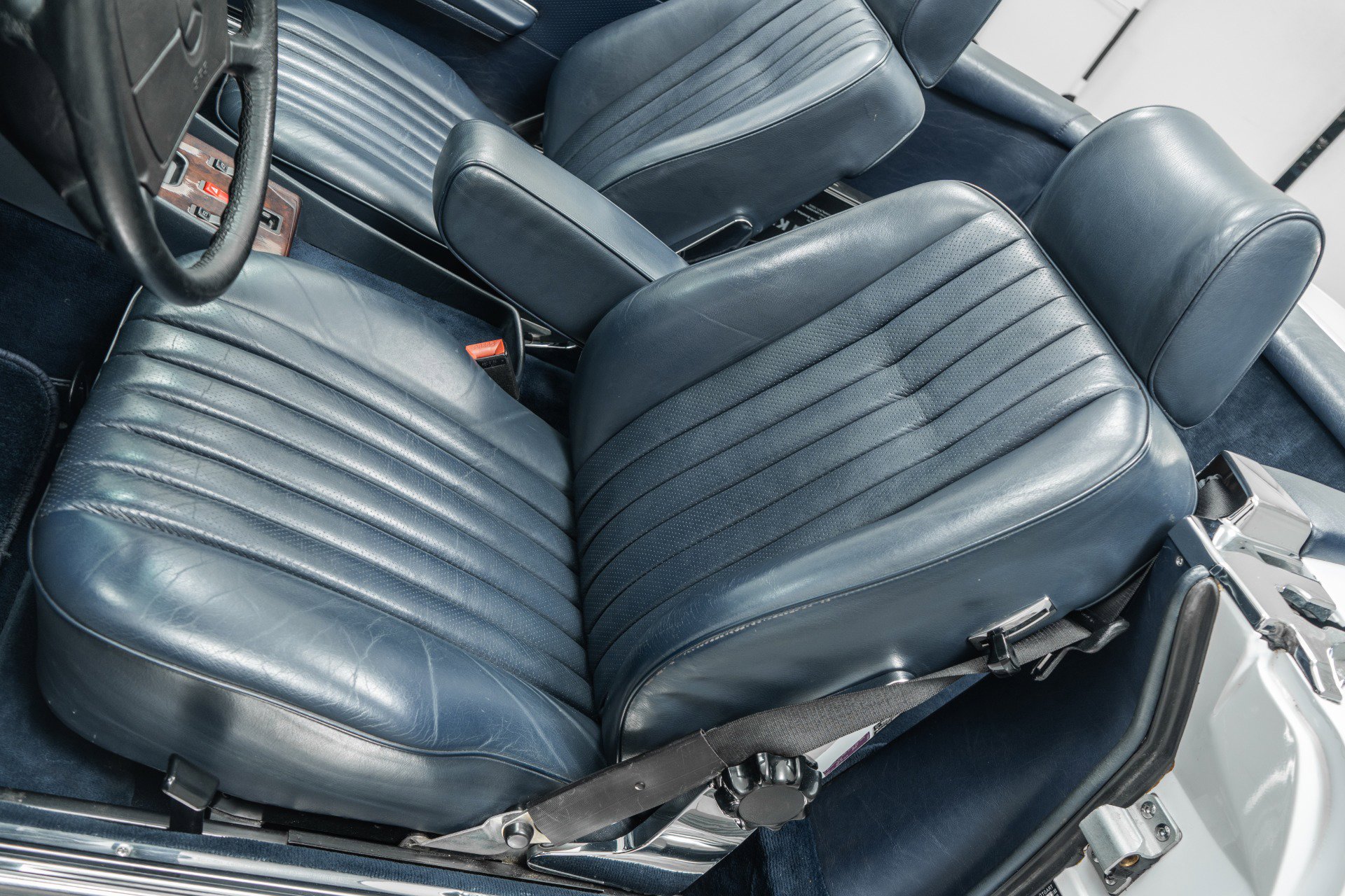 Used 1987 Mercedes-Benz 560 SL image 26