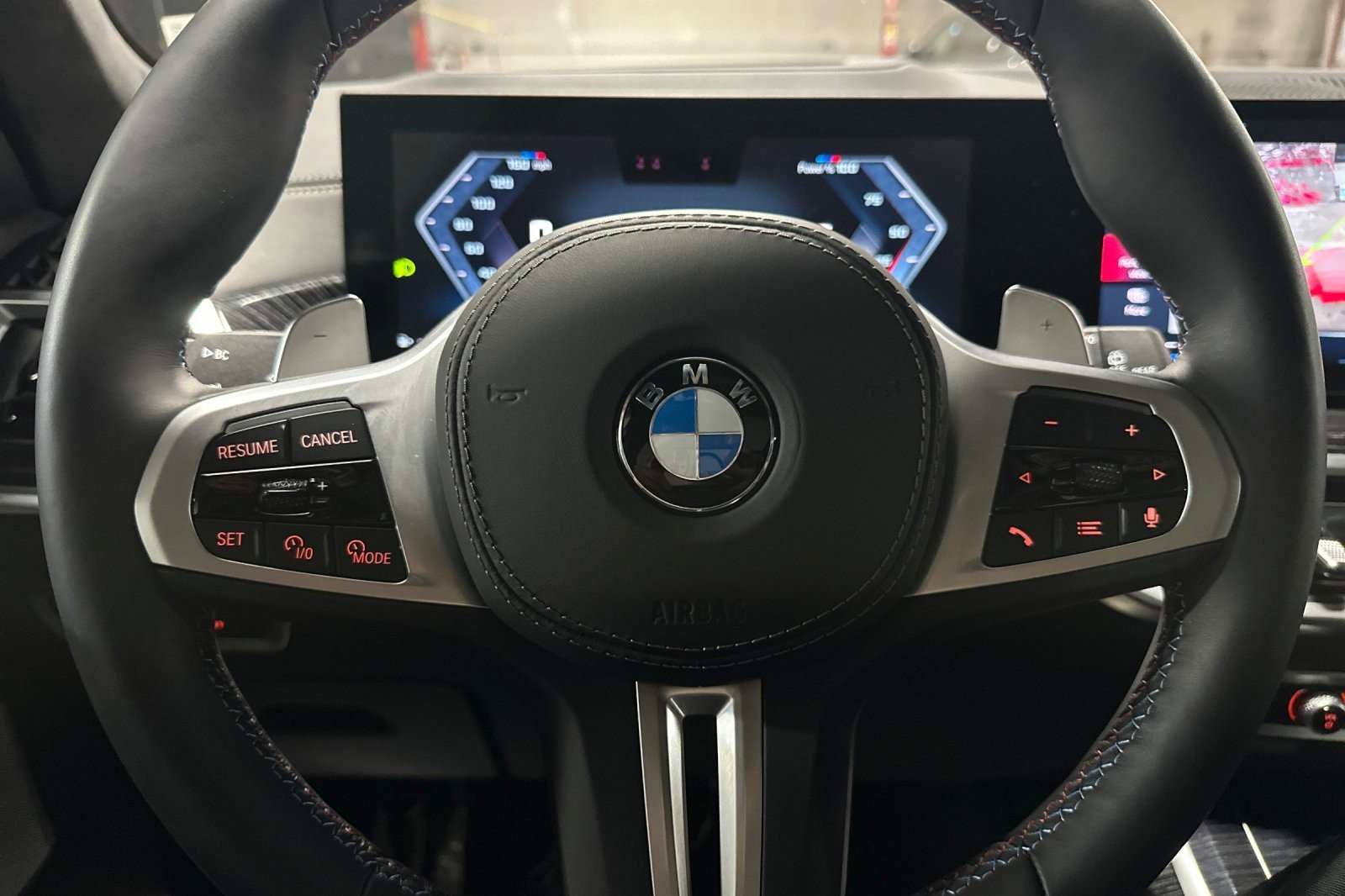 Used 2025 BMW X7 M60i AWD/4WD image 24