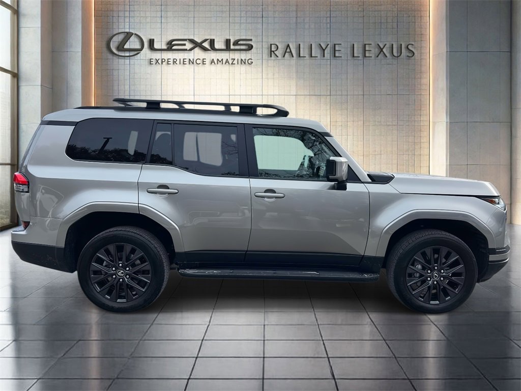 Certified 2024 Lexus GX 550 w/ Cold Area Package image 4