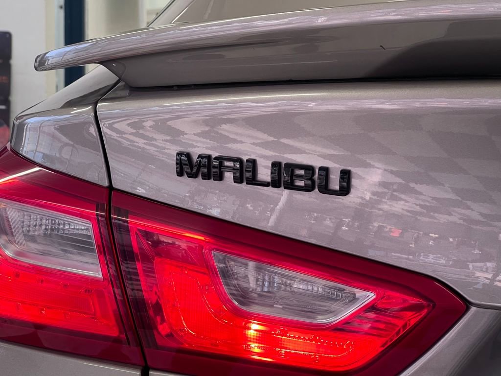 Used 2022 Chevrolet Malibu RS image 43