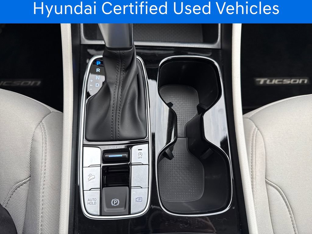 Certified 2025 Hyundai Tucson SE image 27