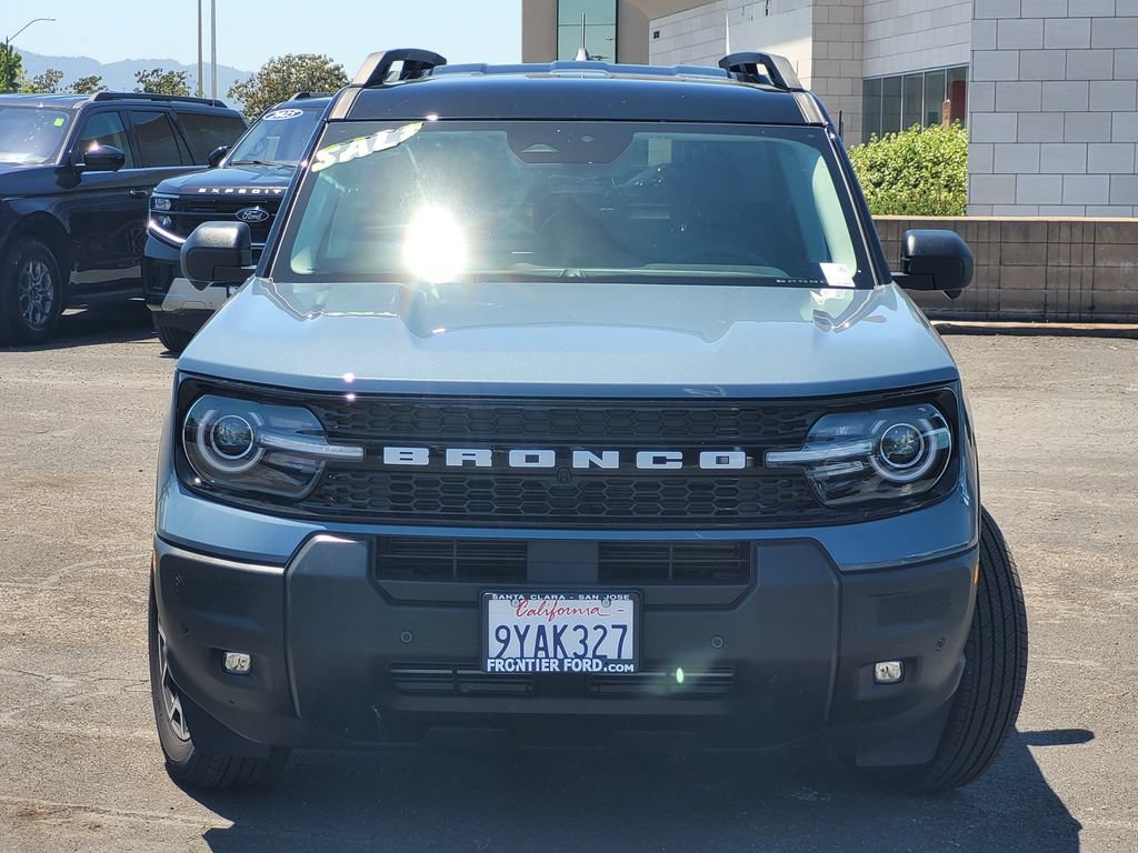 Used 2026 Ford Bronco Sport Outer Banks w/ Outer Banks Tech Package+ AWD/4WD image 2