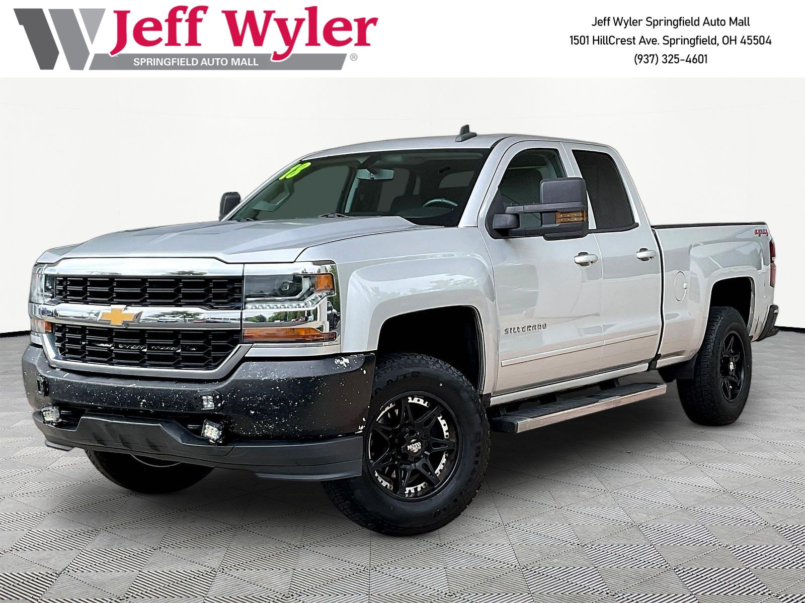 Used 2018 Chevrolet Silverado 1500 LT w/ All Star Edition AWD/4WD image 1
