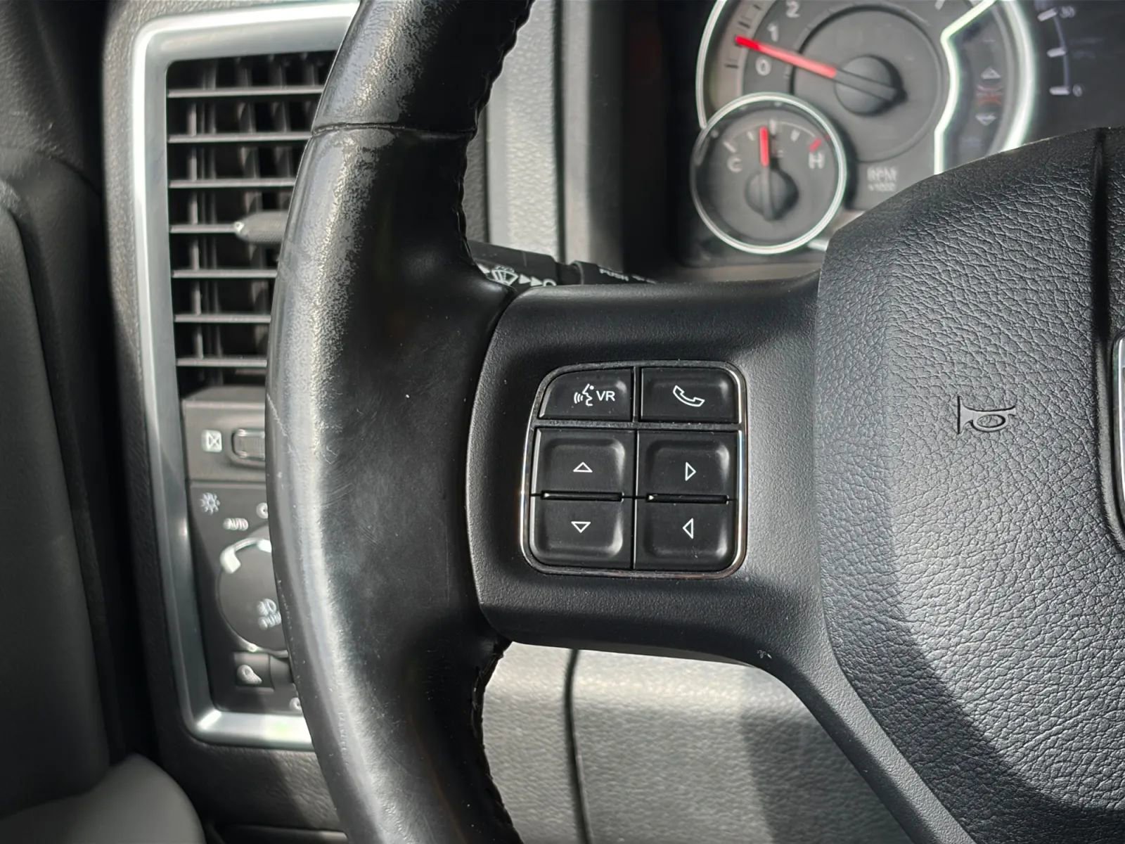 Used 2018 RAM 1500 Big Horn AWD/4WD image 26