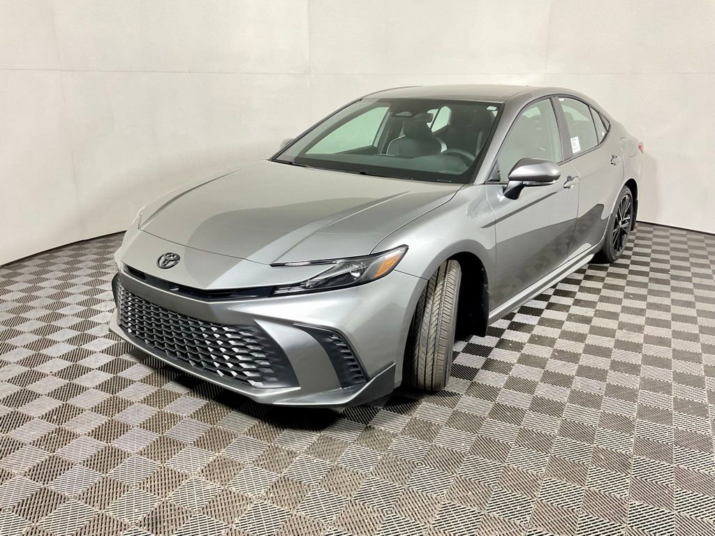 New 2026 Toyota Camry SE FWD image 11