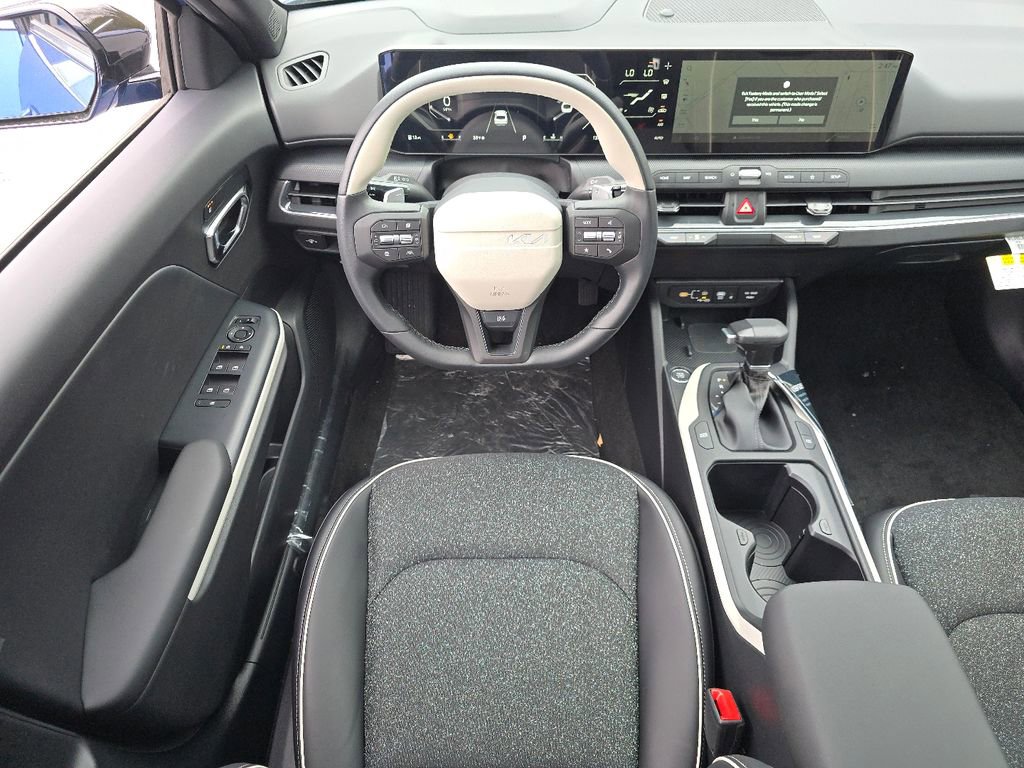 New 2025 Kia K4 GT-Line w/ GT-Line Sunroof Package image 23