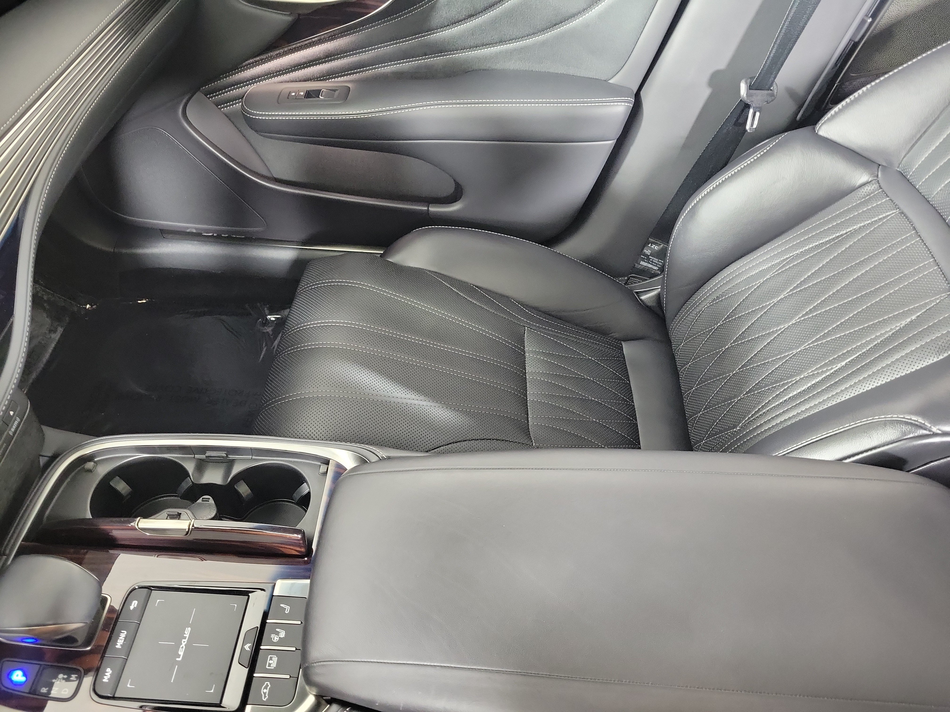 Used 2021 Lexus LS 500 AWD w/ Luxury Package image 23