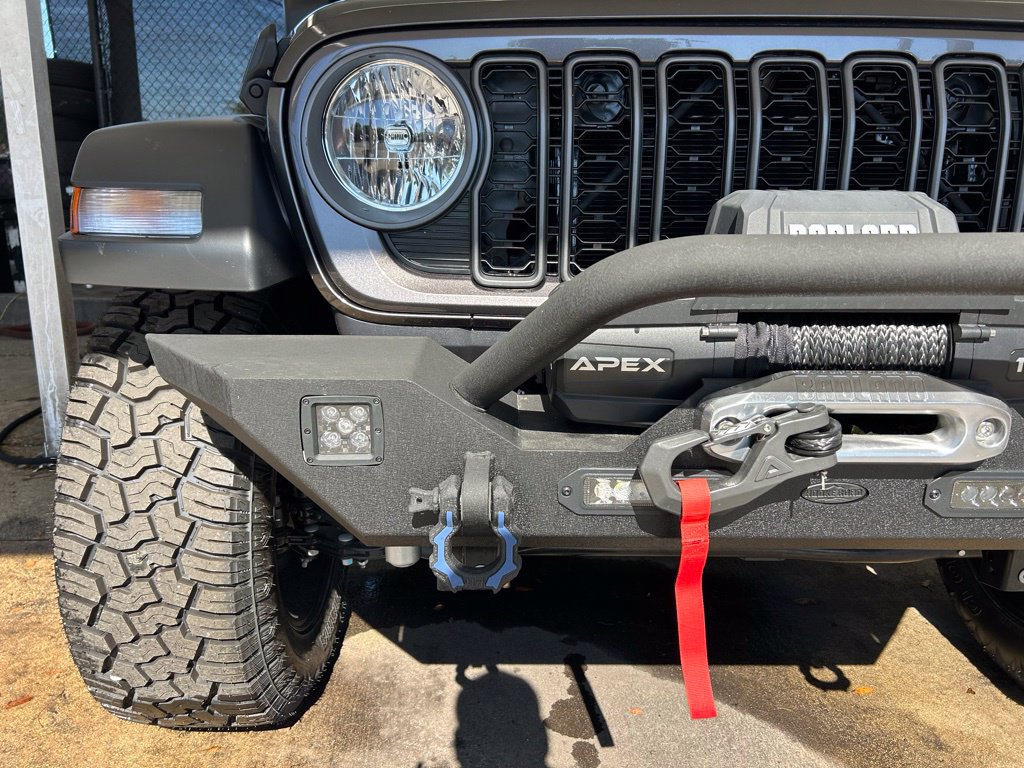 New 2026 Jeep Gladiator Sport AWD/4WD image 24