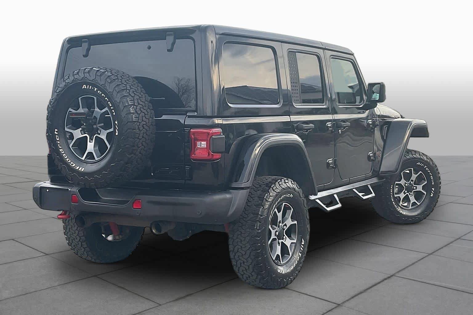 Used 2019 Jeep Wrangler Unlimited Rubicon AWD/4WD image 11