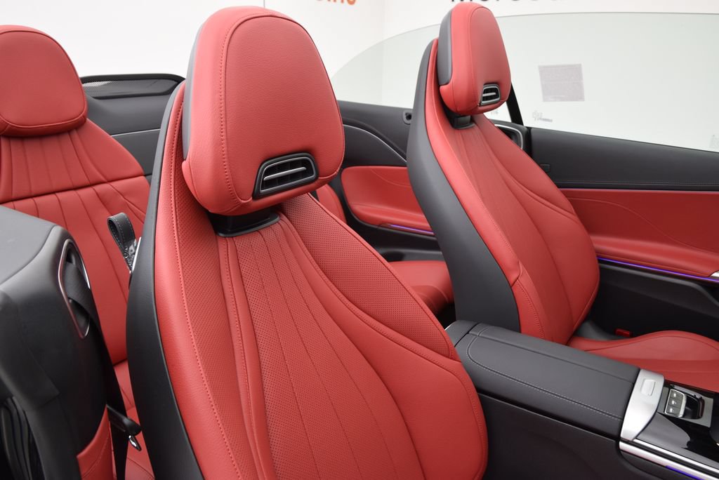 New 2026 Mercedes-Benz CLE 450 4MATIC Cabriolet image 18