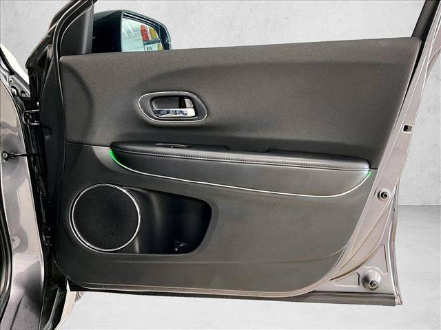 Used 2021 Honda HR-V EX image 19