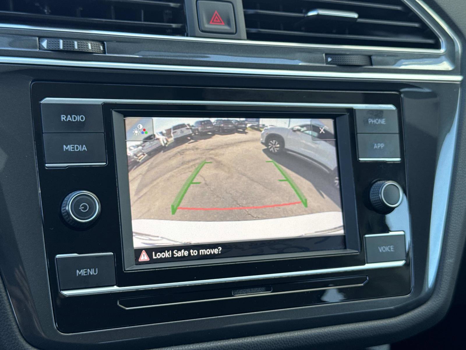 Certified 2022 Volkswagen Tiguan S image 17