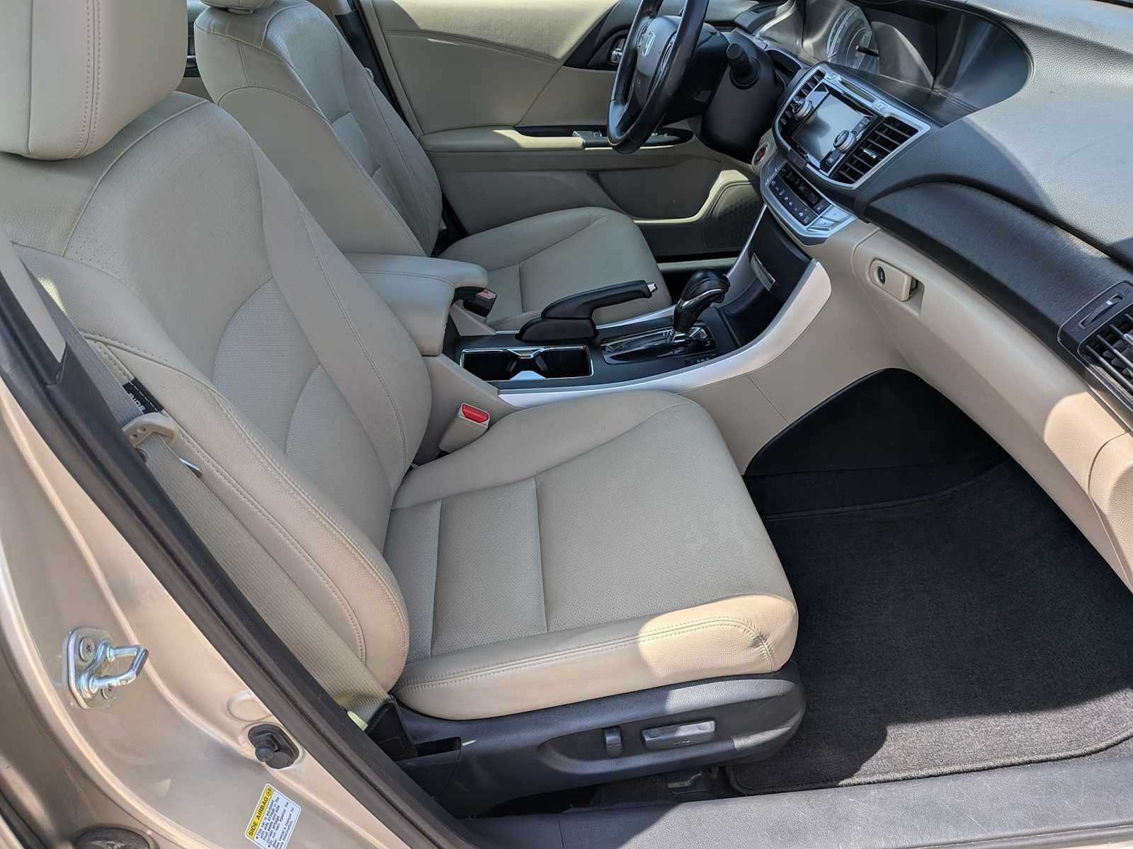 Used 2014 Honda Accord EX-L image 21
