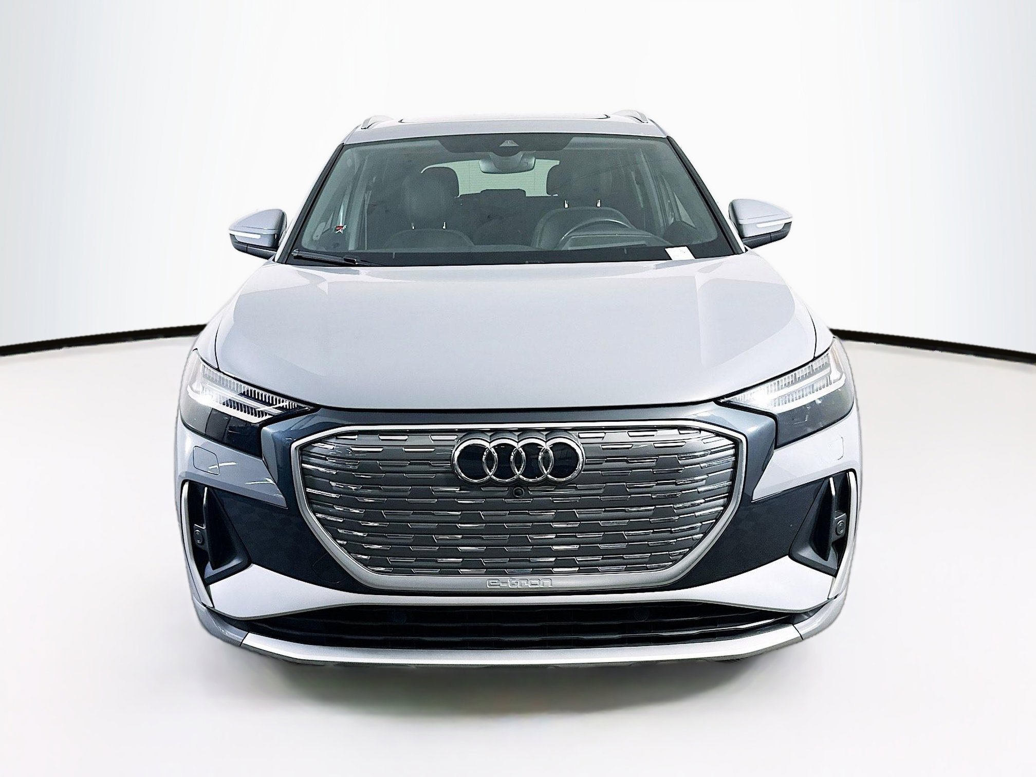 Used 2023 Audi Q4 e-tron Prestige w/ 20" Wheel Package AWD/4WD image 2