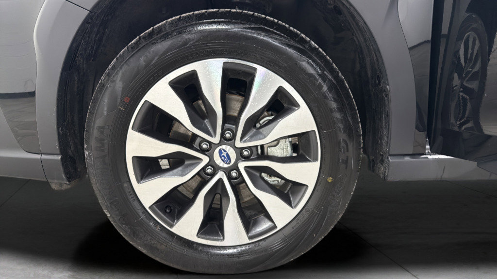 Certified 2025 Subaru Outback Limited XT image 14