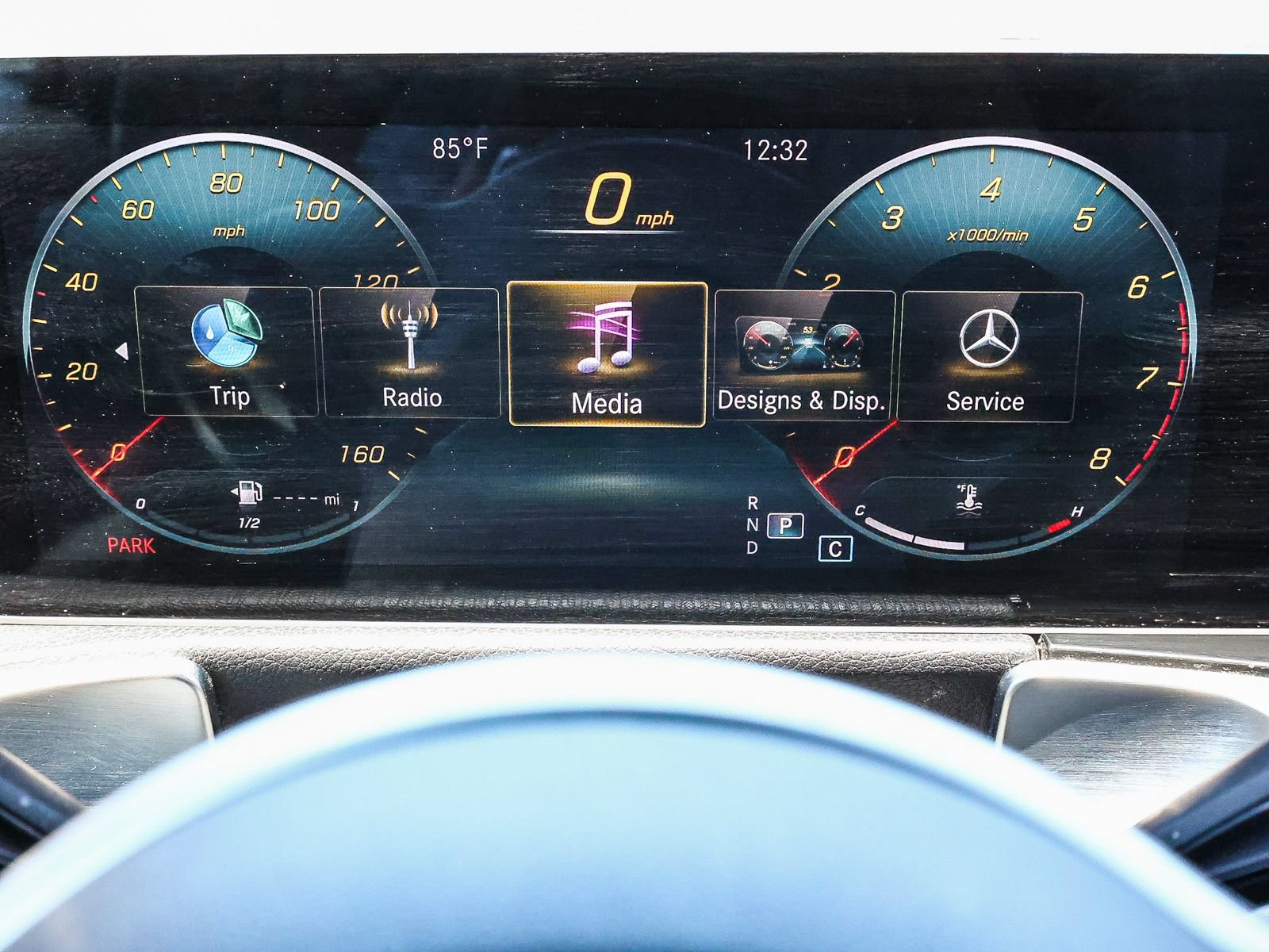 Used 2021 Mercedes-Benz GLB 250 w/ Premium Package image 26