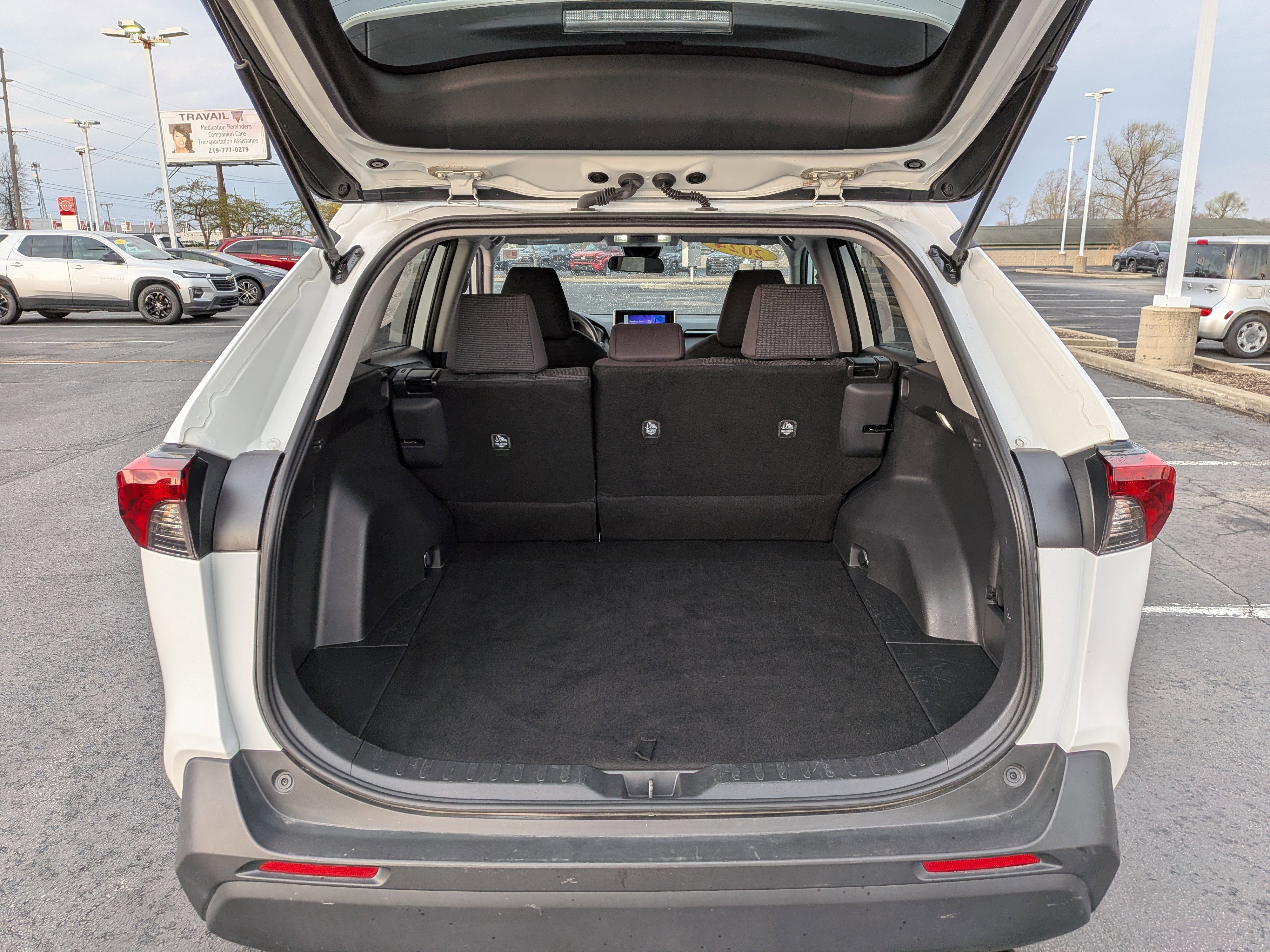 Certified 2024 Toyota RAV4 LE image 21