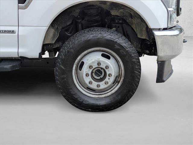 Used 2022 Ford F350 XL w/ Power Equipment Group image 16