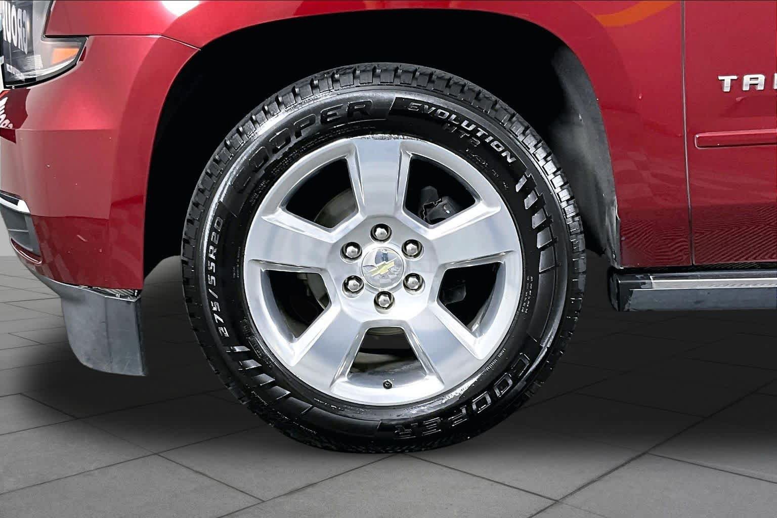 Used 2020 Chevrolet Tahoe Premier w/ Max Trailering Package AWD/4WD image 10