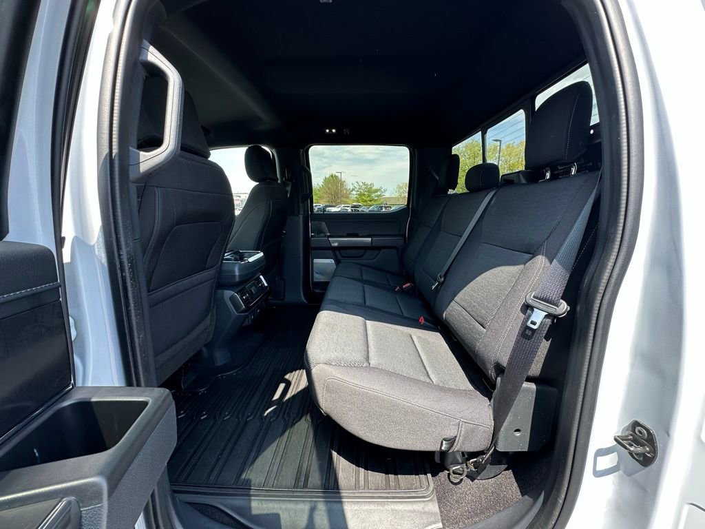 Used 2022 Ford F150 XLT w/ Equipment Group 302A High AWD/4WD image 5
