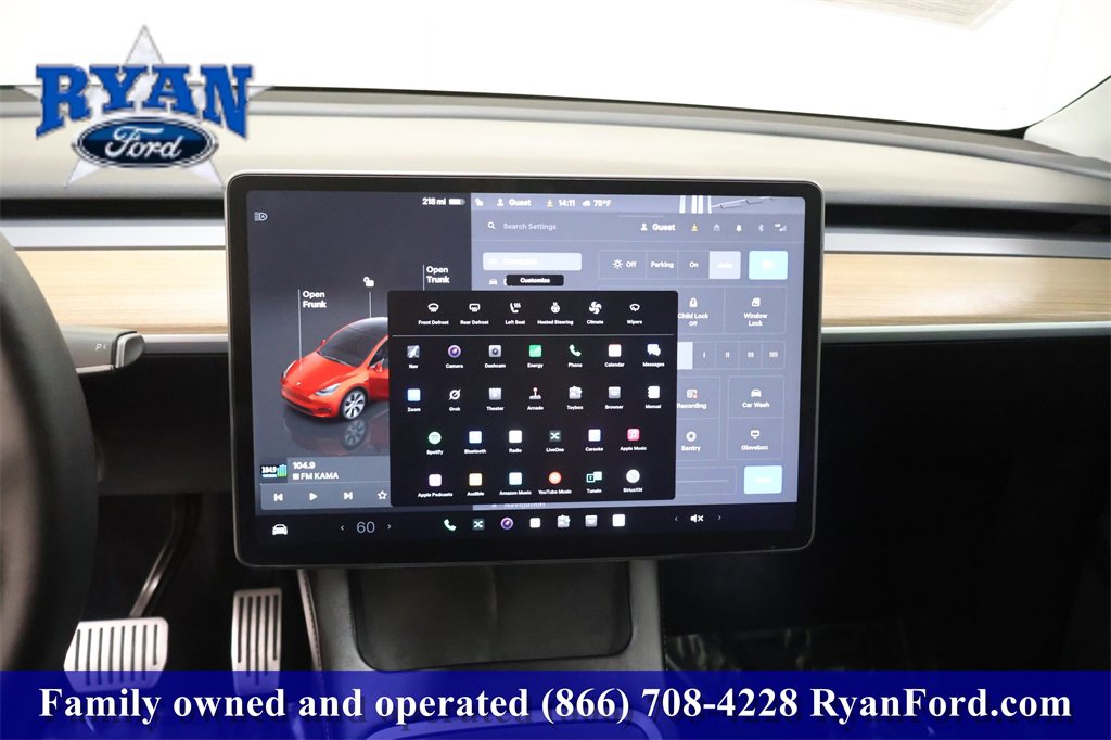 Used 2022 Tesla Model Y Long Range image 22