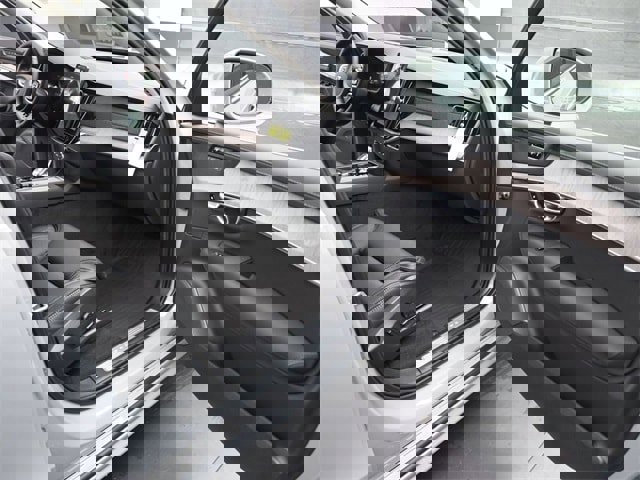 New 2025 Volvo XC90 T8 Ultra w/ Protection Package Premier image 27