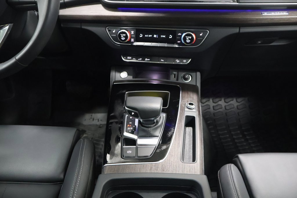Certified 2025 Audi Q5 e Premium Plus w/ Premium Plus Package image 20