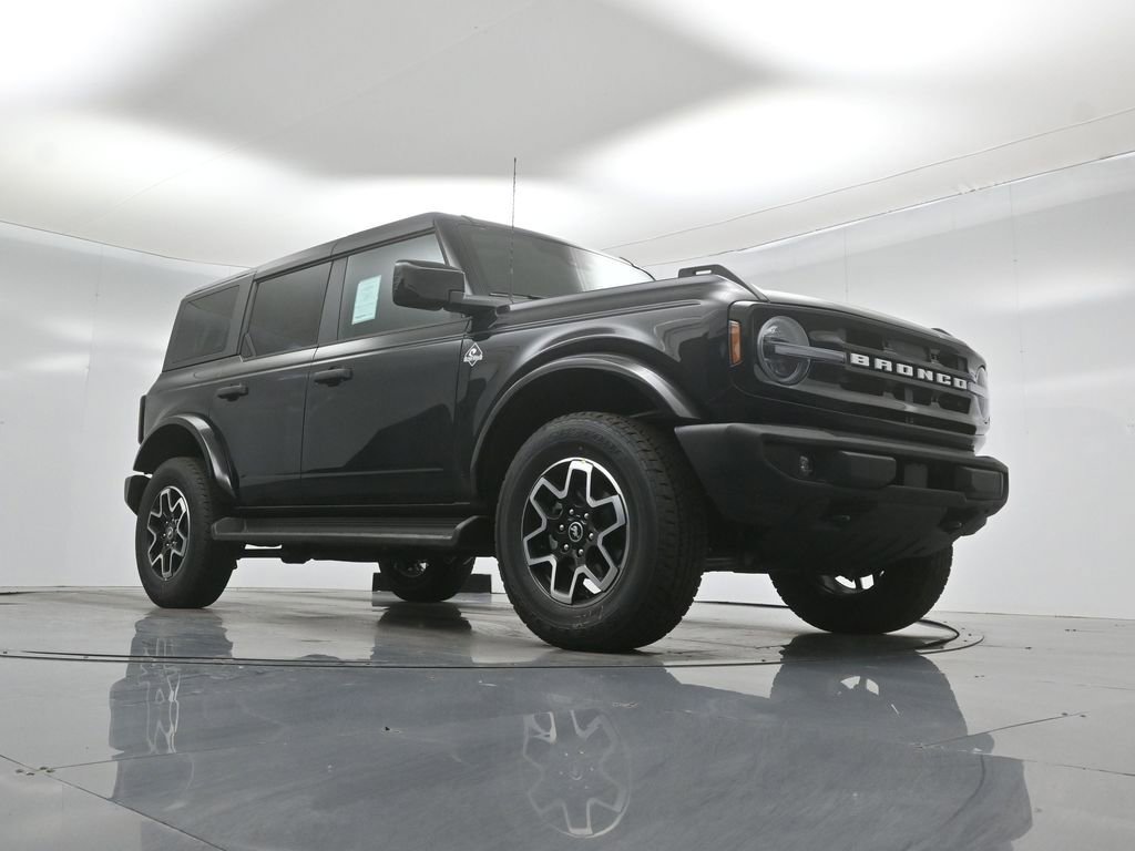 New 2026 Ford Bronco Outer Banks AWD/4WD image 44