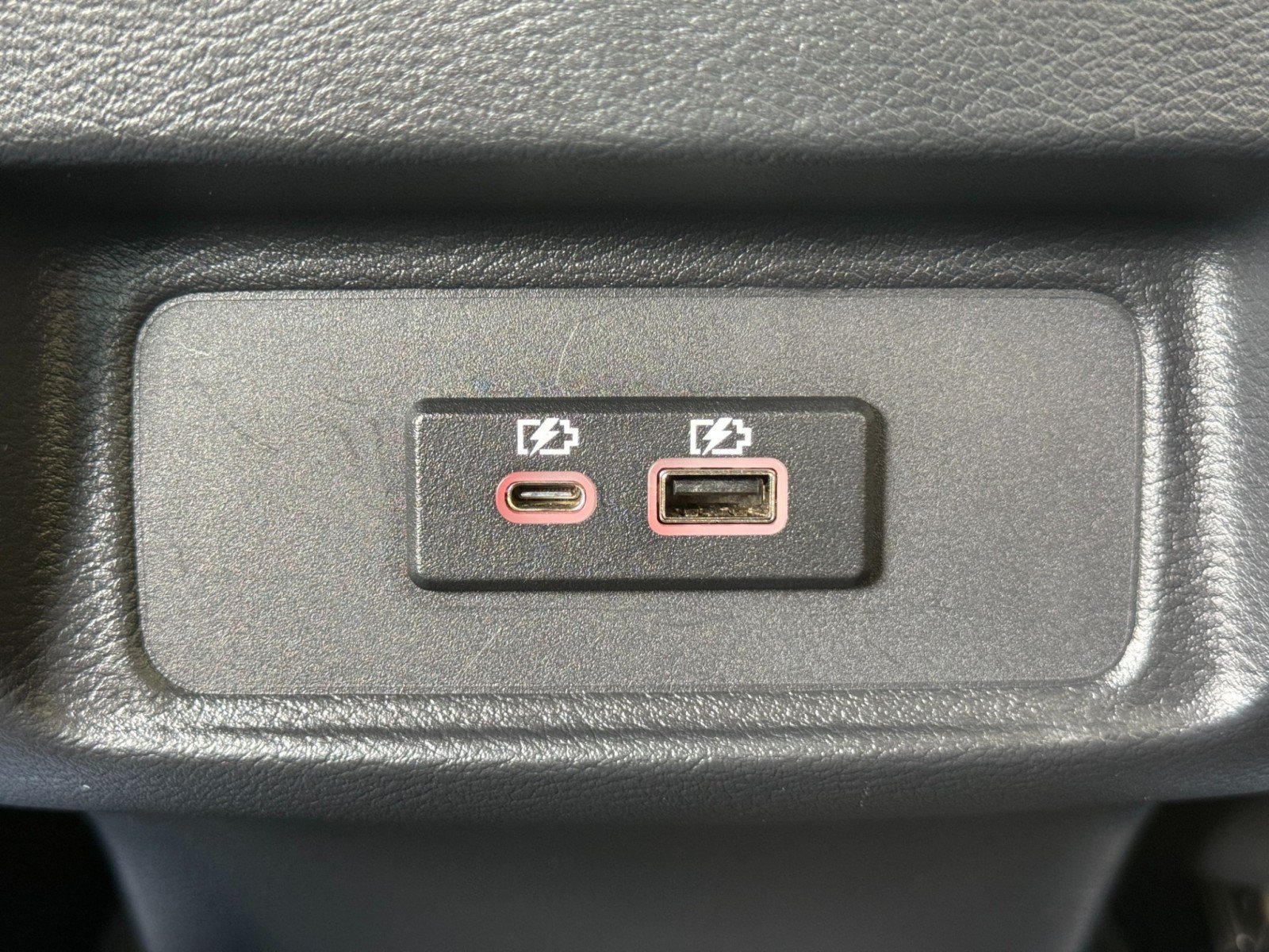 Used 2023 Nissan Maxima SR w/ Sport Mat Group FWD image 32