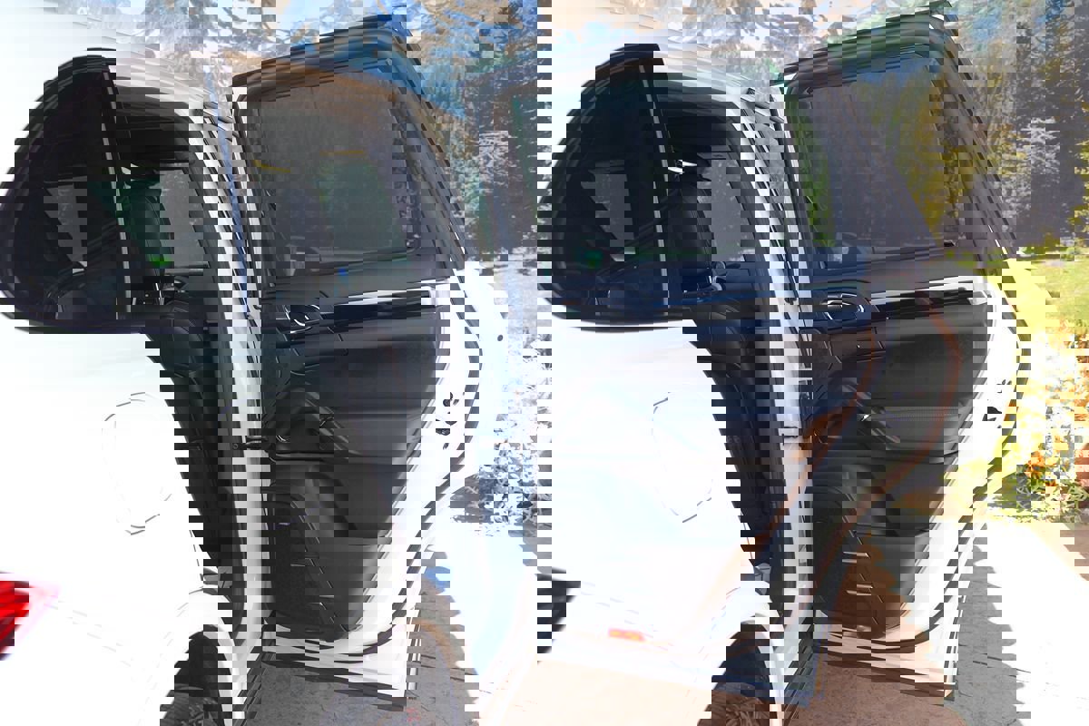 Used 2017 Porsche Cayenne S image 31