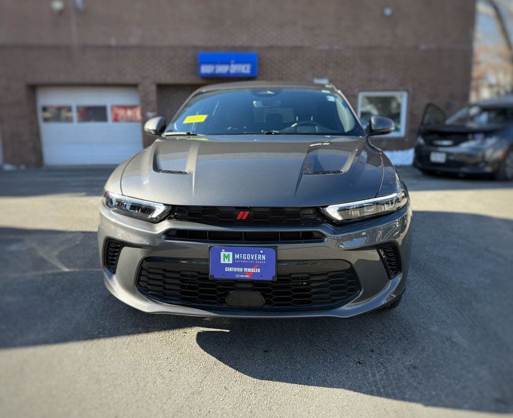 Used 2024 Dodge Hornet R/T w/ Track Pack AWD/4WD image 2