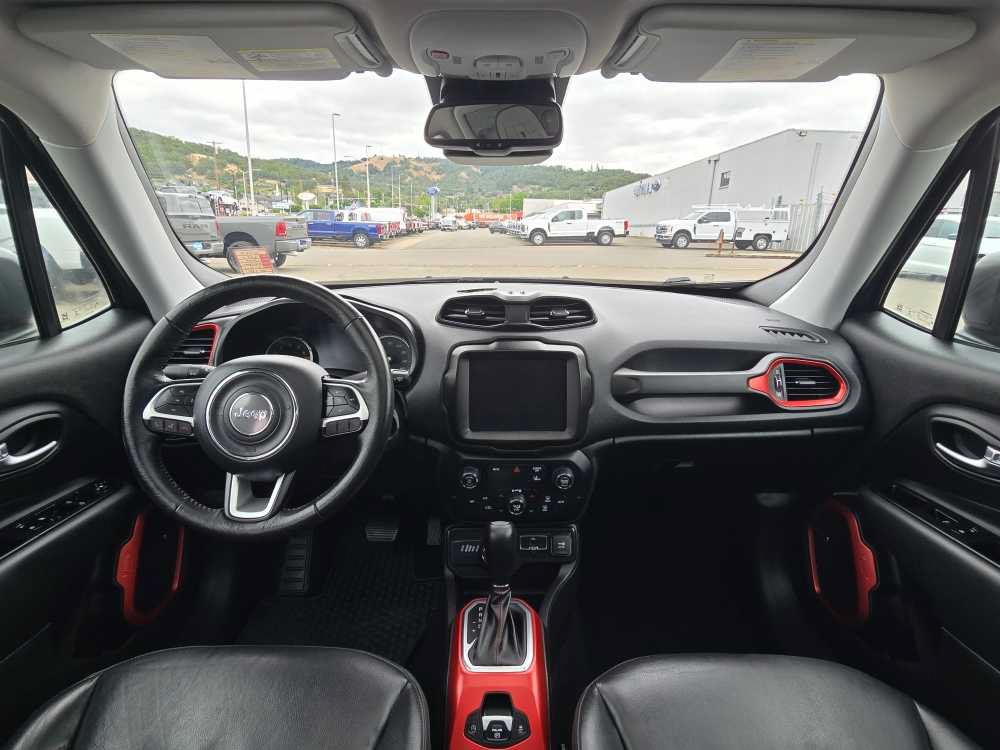Used 2021 Jeep Renegade Trailhawk w/ Sun & Sound Group AWD/4WD image 15