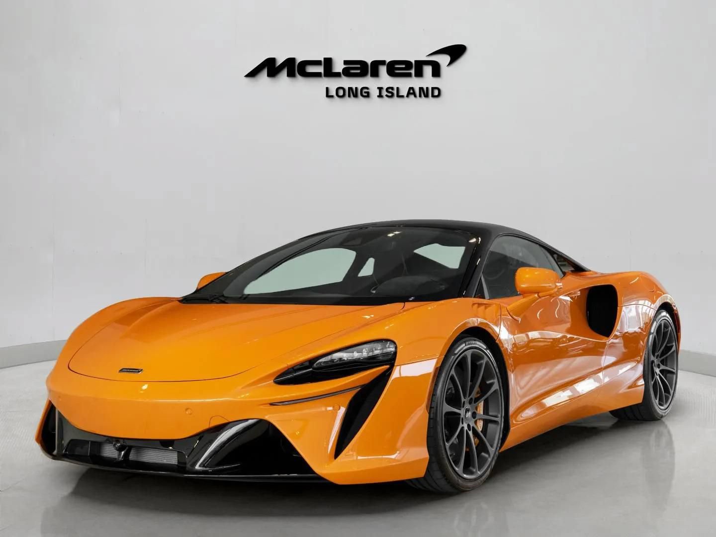 New 2026 McLaren Artura