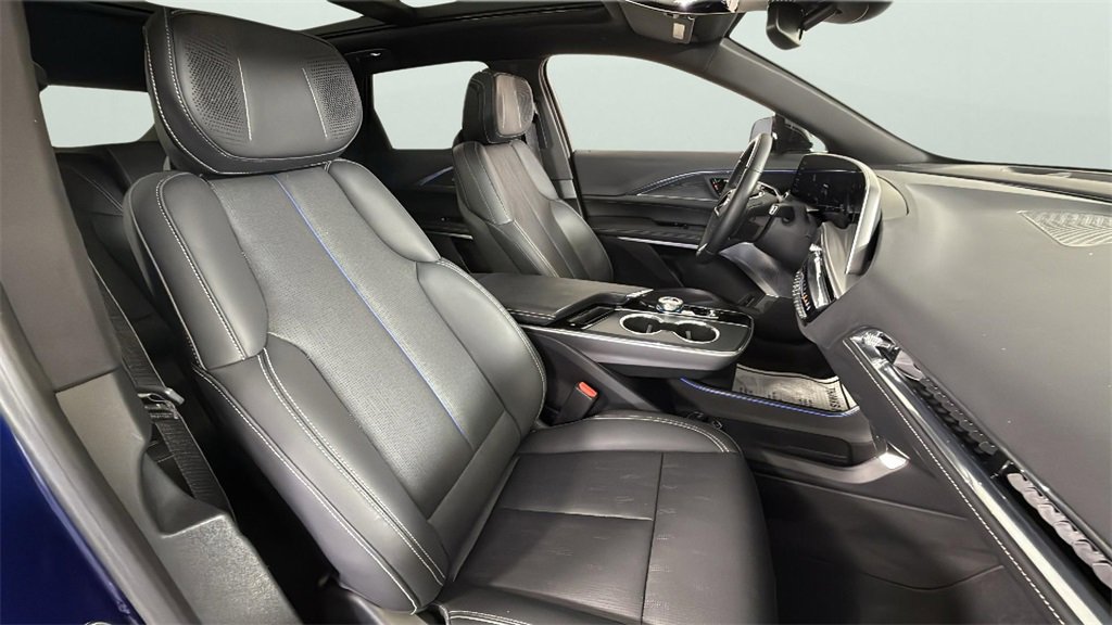 Used 2024 Cadillac Lyriq Luxury image 52