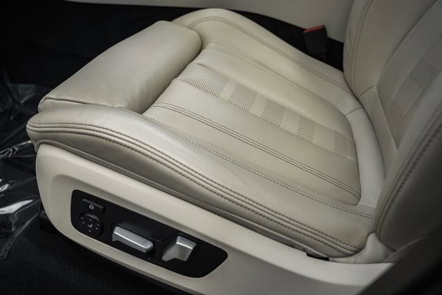 Used 2021 BMW X5 xDrive40i w/ Premium Package 2 AWD/4WD image 39