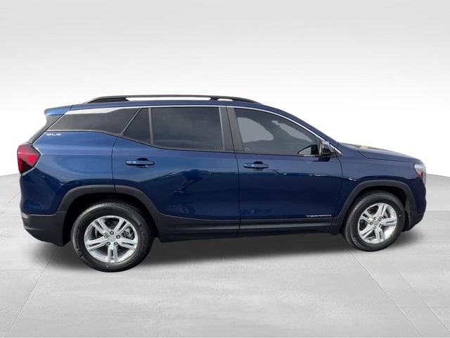 Certified 2022 GMC Terrain SLE w/ Driver Convenience Package FWD image 7
