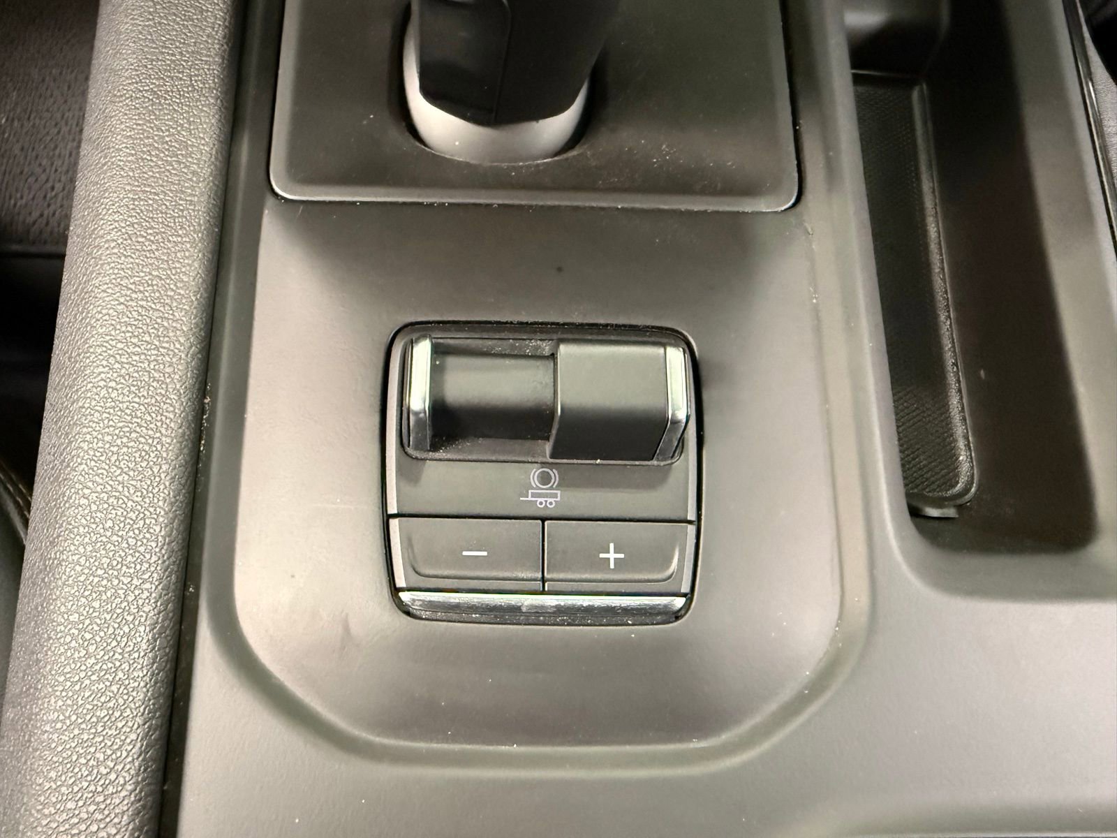 Used 2025 GMC Sierra 1500 AT4 image 28