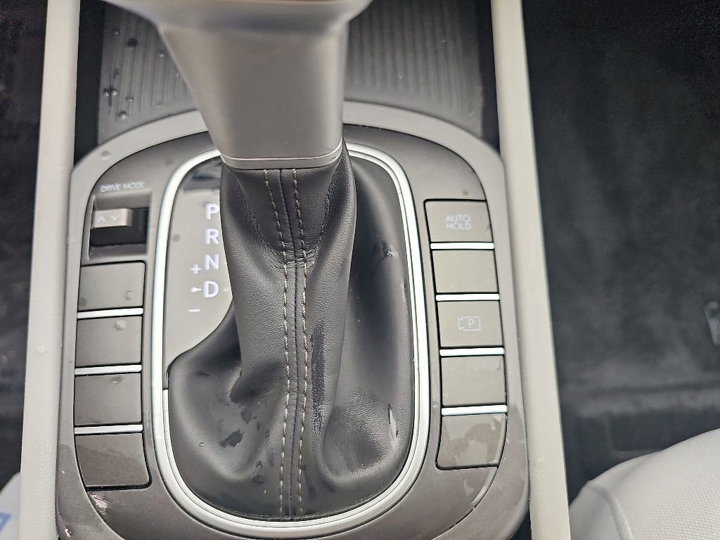 Used 2025 Hyundai Kona SEL FWD image 23