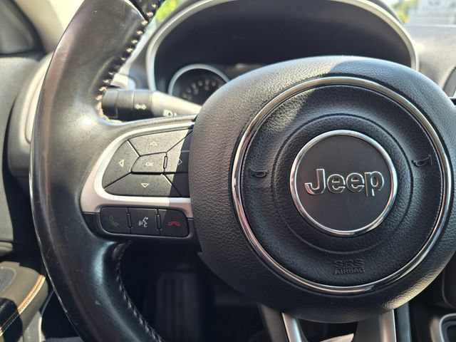 Used 2021 Jeep Compass Latitude w/ Mopar Graphics Package AWD/4WD image 12