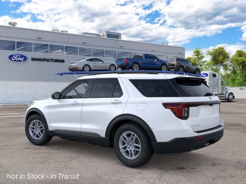 New 2026 Ford Explorer Active AWD/4WD image 4