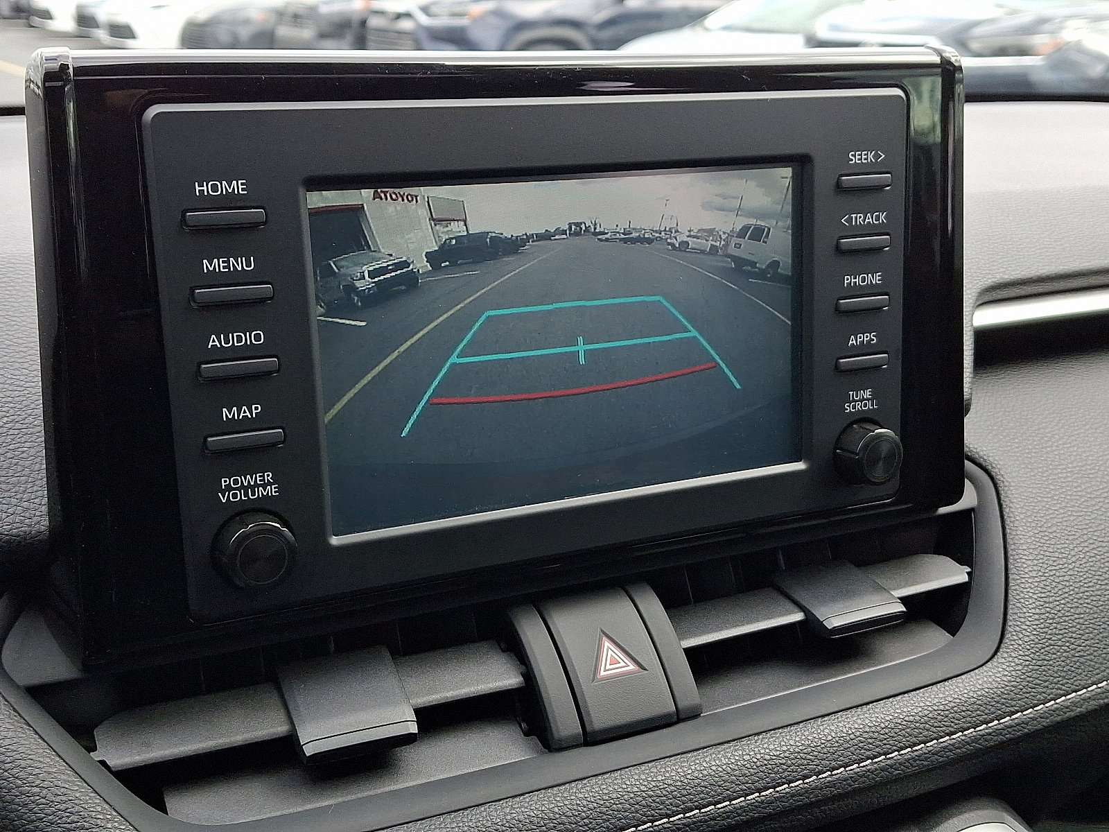 Used 2019 Toyota RAV4 XLE image 18