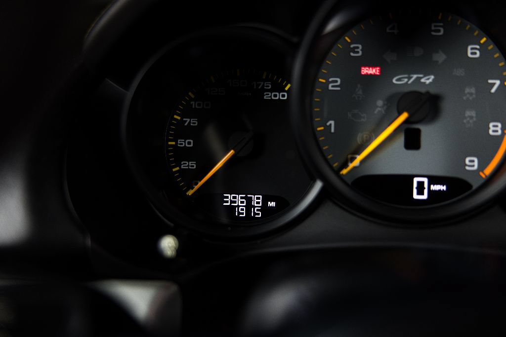 Used 2016 Porsche Cayman GT4 RWD image 16